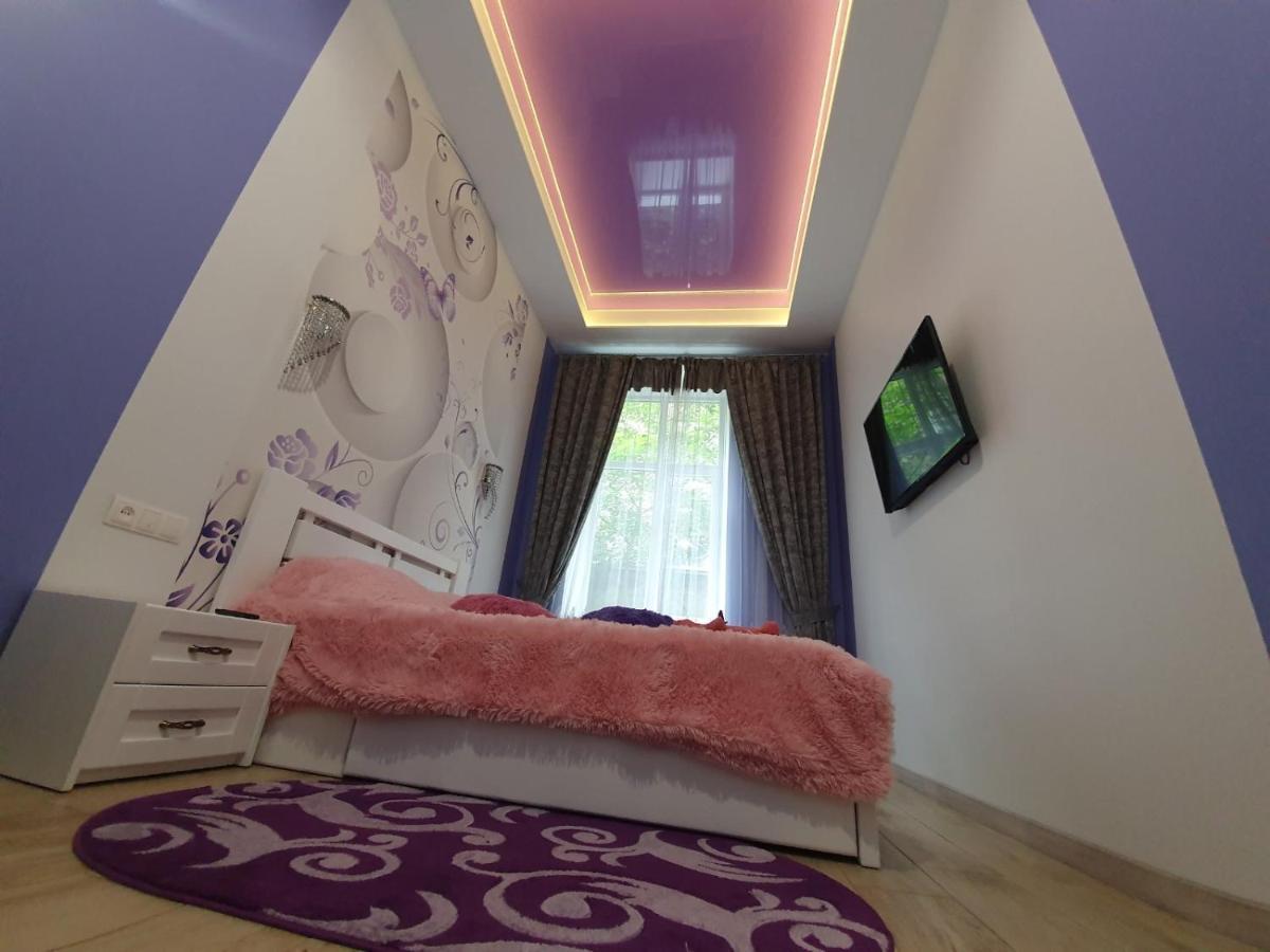 Romantik Eko Apartment Львов Экстерьер фото